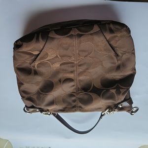 Women 's  brown COACH bucket shoulder bag